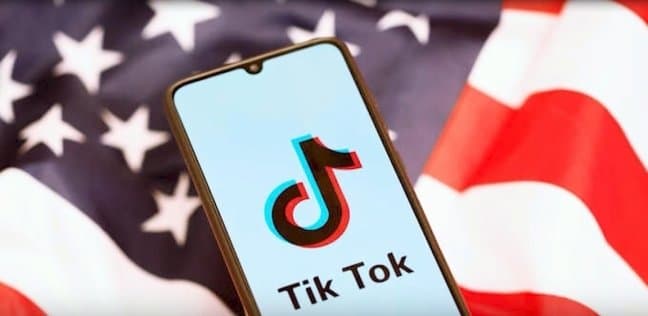 وزير أمريكي سابق يعتزم الاستحواذ على "تيك توك"