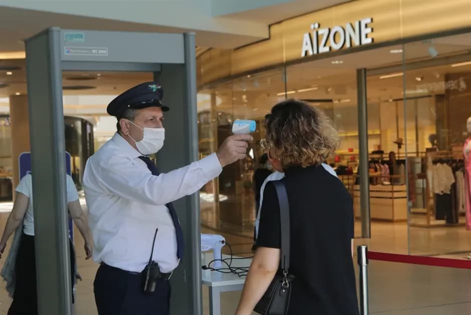 عدّاد الإصابات إلى 1233 والأولويّة في الفحوص للمخالطين