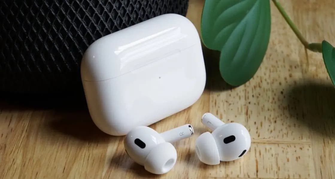 ابل.. سماعات آيربودز مزودة بكاميرا