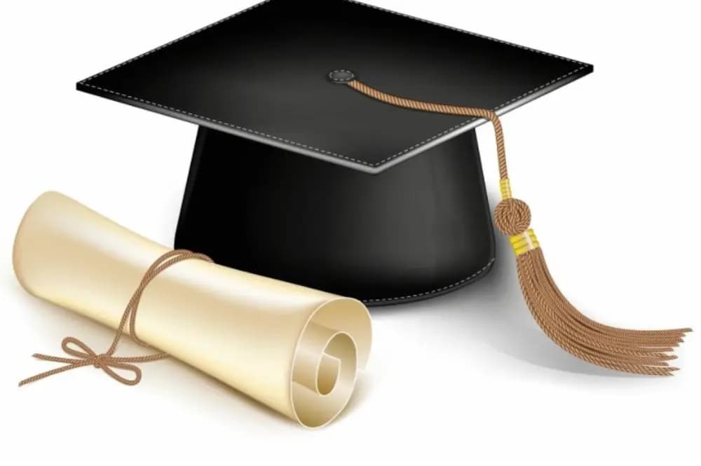 طلاب الجامعة يُحرمون من التخرج