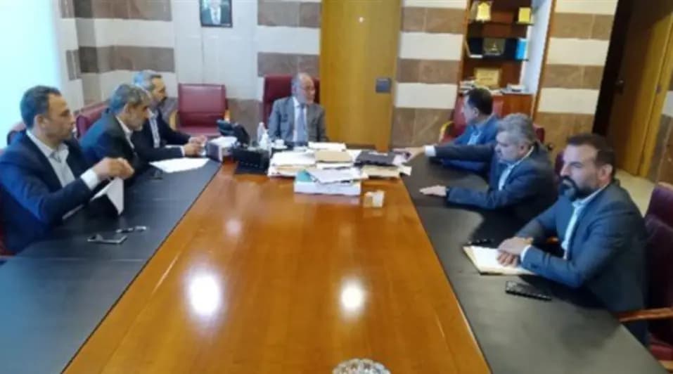 الحلبي يعرض مع وفد من كتلة "الوفاء للمقاومة" وشهيّب لشؤون تربوية