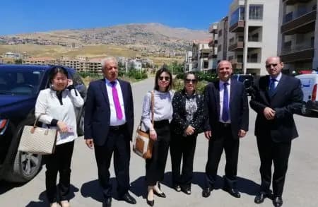 وفد صيني رسمي يغزو البقاع ويطلع مدى امكانية الاستثمار