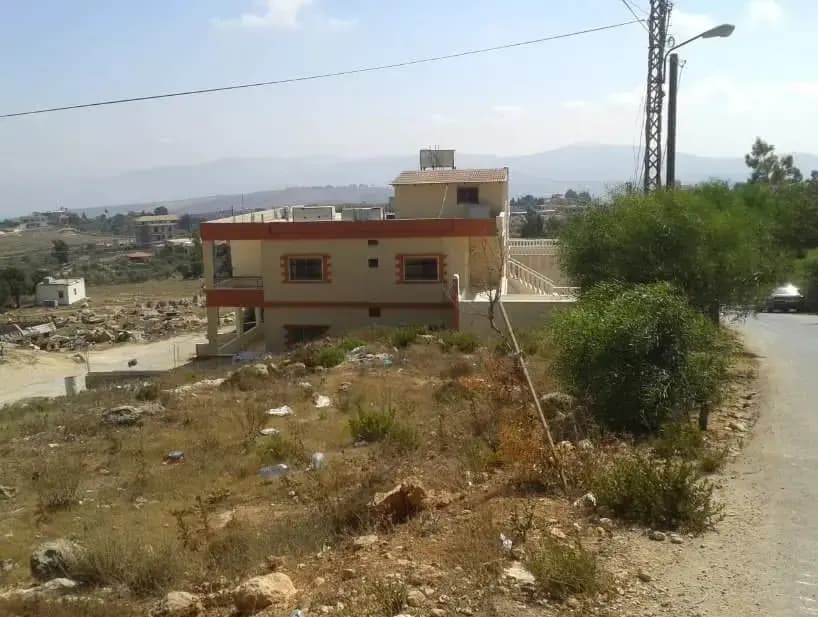 مواجهات عنيفة في الخيام