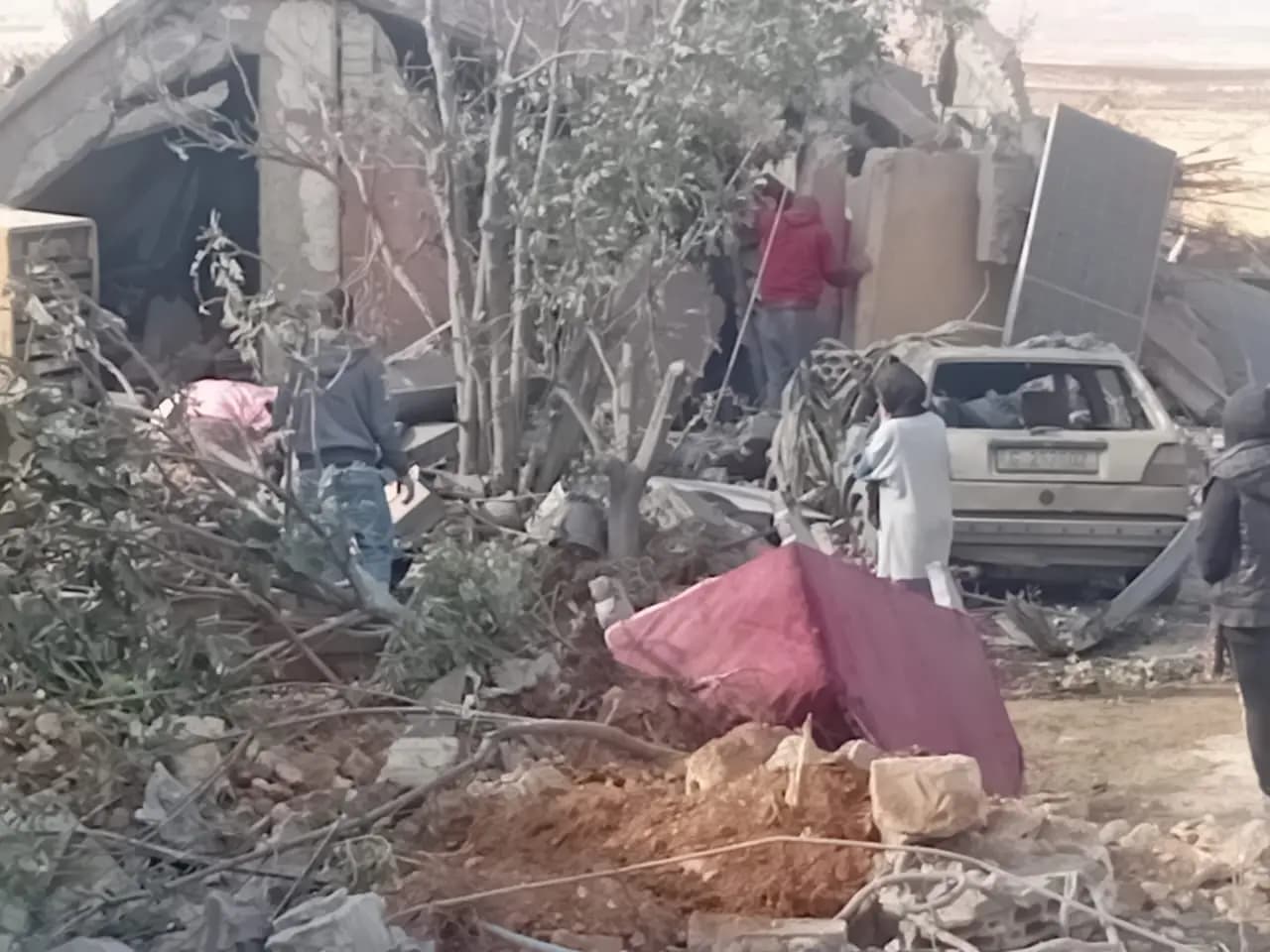 حتى مجالس "العزاء" لم تسلم من وحشية العدو