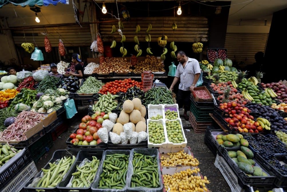 تراجع الإنتاج الزراعي 70%… والسوري يغزو الأسواق!