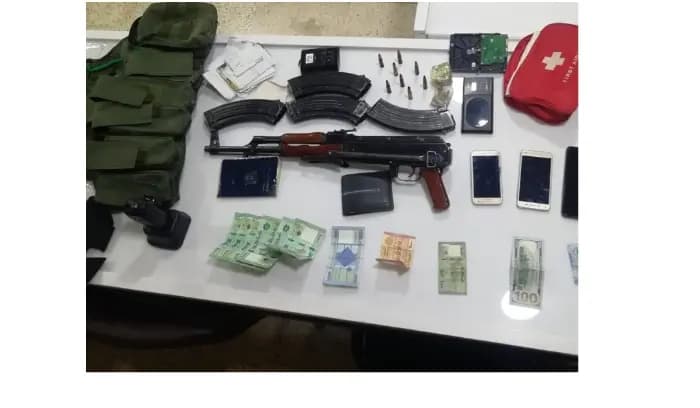 الجيش: دهم منازل وتوقيف مطلوبين في منطقة الشراونة