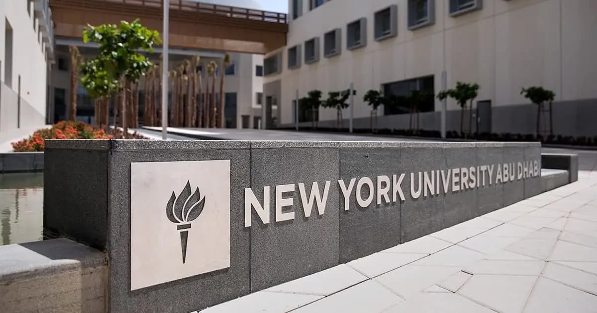 واشنطن بوست: جامعة نيويورك تحجب شهادة تخرج طالب أدان فظائع غزة