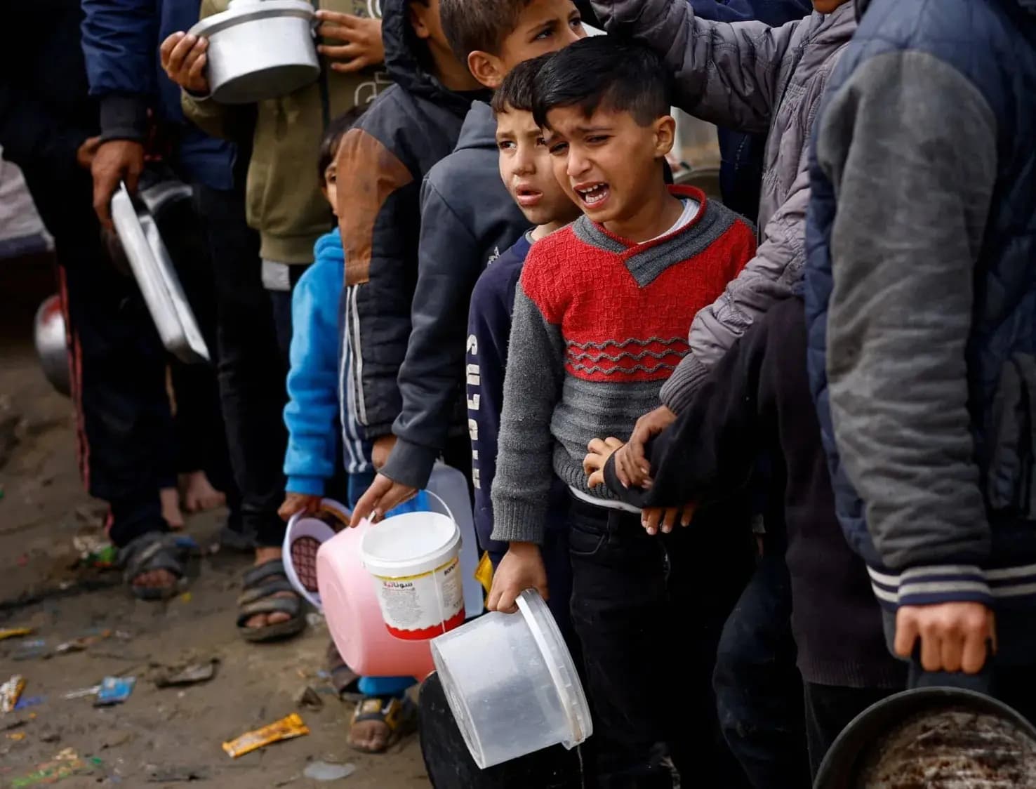 "مؤسسة غزّة الإنسانية" والشراكة بين إسرائيل و"السي آي إي".. المجاعة في خدمة الشركات الأميركية