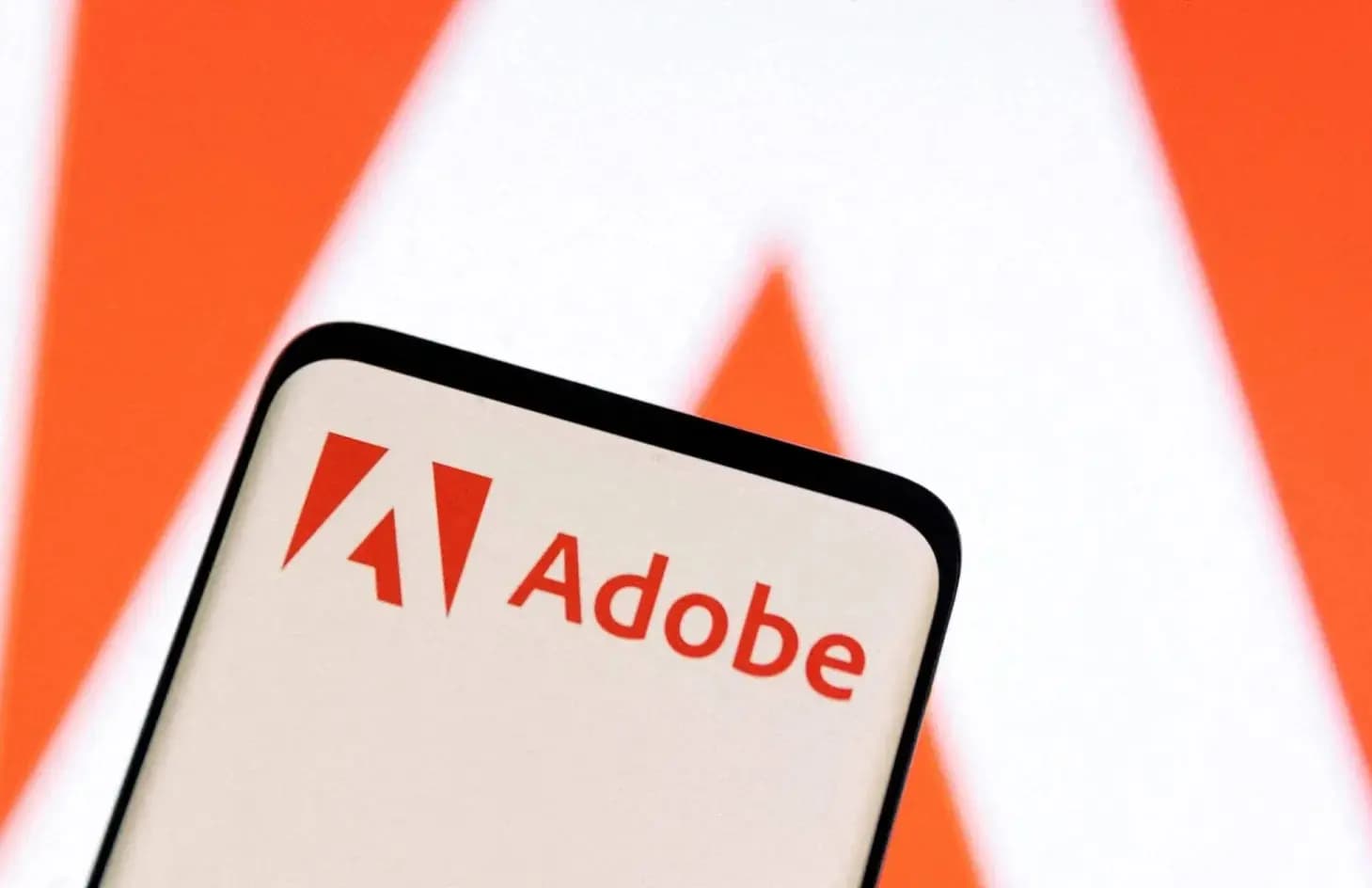 مدعومة بالذكاء الاصطناعي.. ميزات جديدة في "فوتوشوب"