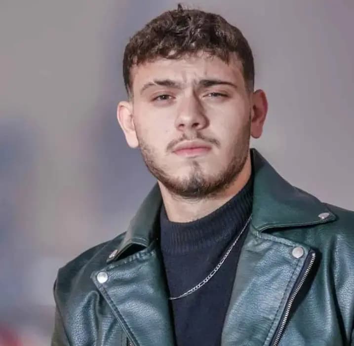 "الشامي" يُبكي طفلة