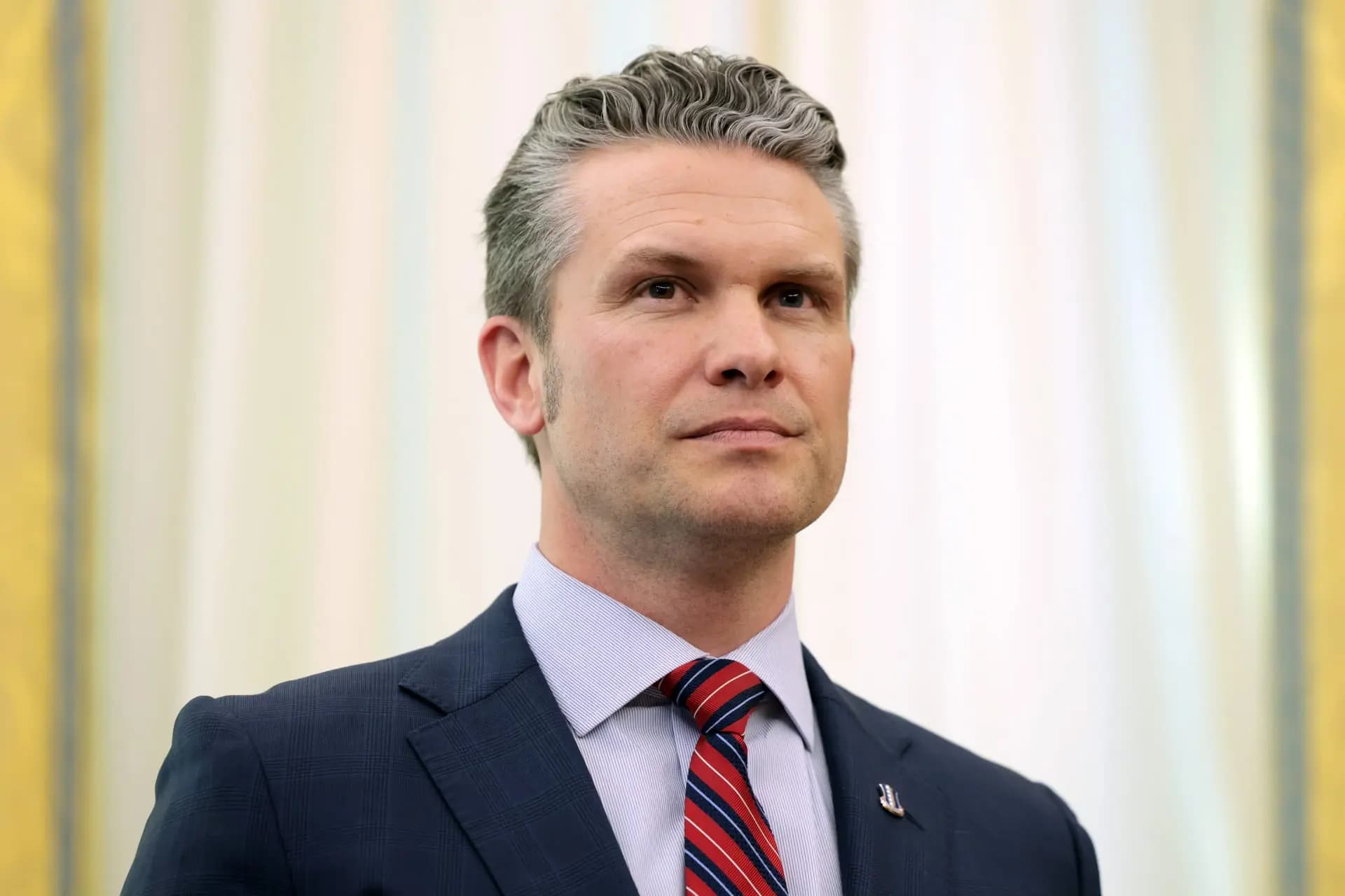 "الواشنطن بوست": هيغسيث يقيل مدير استخبارات الدفاع لهذا السبب!