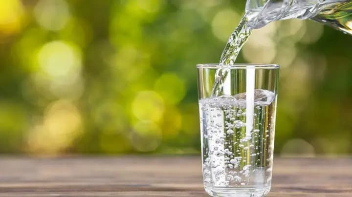 للتخلص من الإجهاد.. اشربوا الماء!