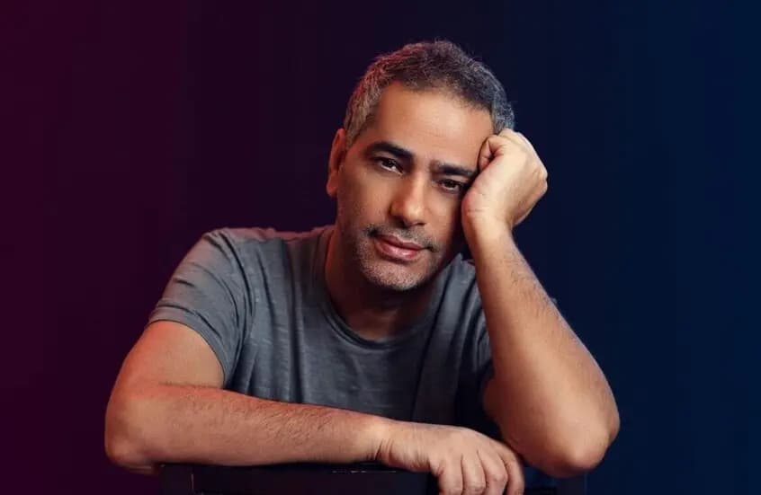 ما صحة حفل فضل شاكر بالأهرامات؟ إدارة أعماله توضح