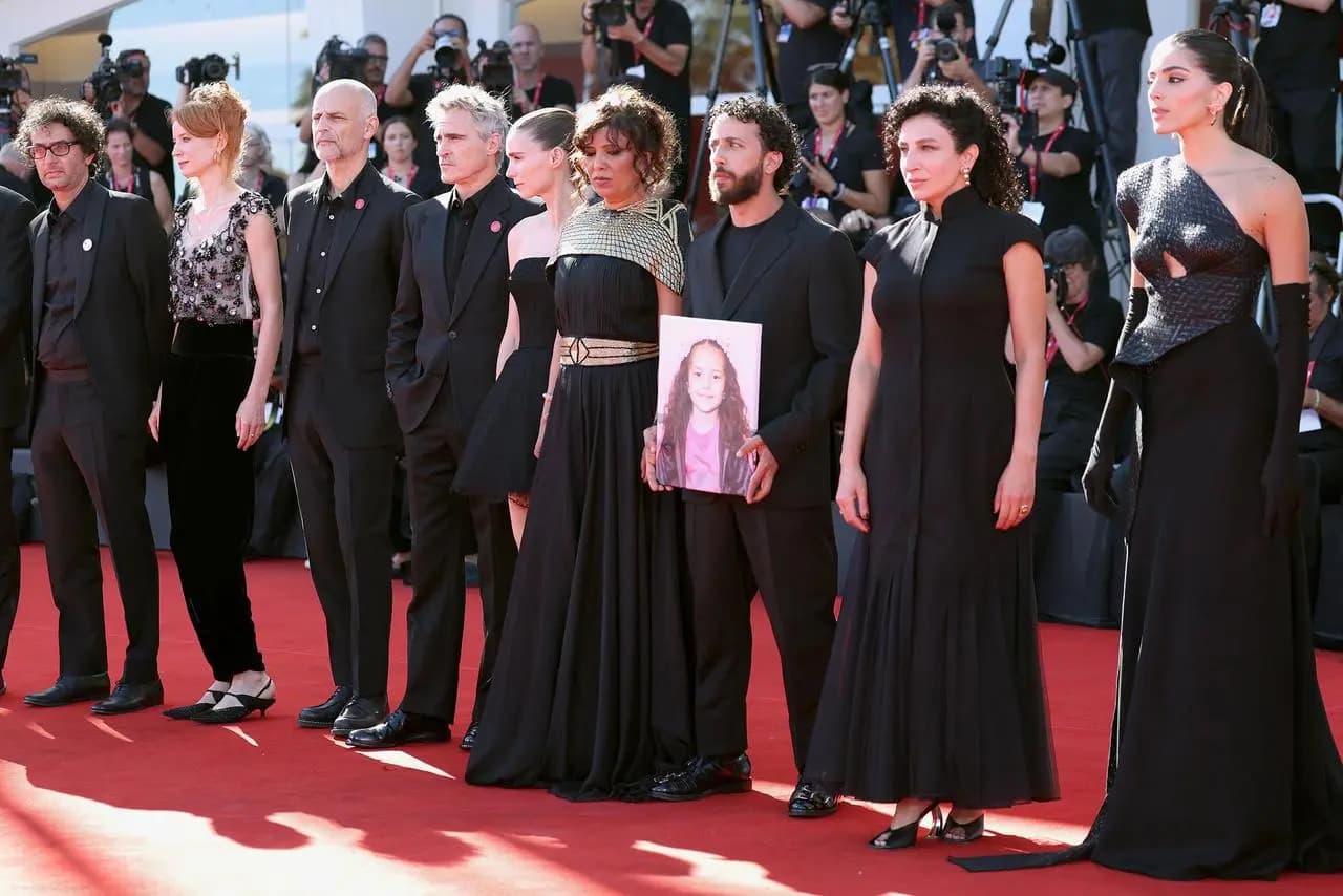 22 دقيقة تصفيق!