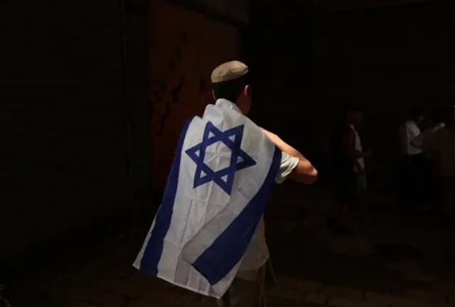 نيويورك تايمز: إسرائيل في حرب مع نفسها