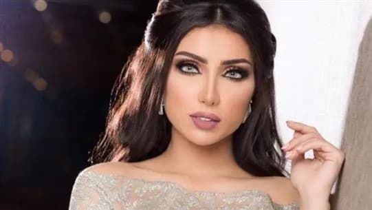 دنيا بطمة تقدم الدعم المادي لعائلة الطفل المغربي ”ريان“