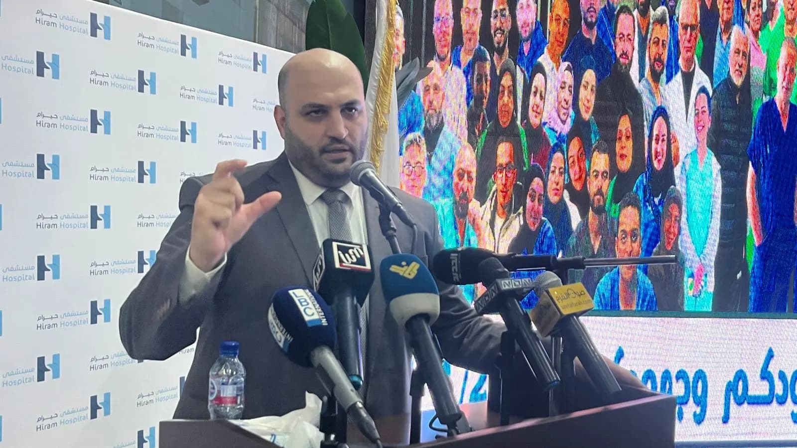 نصر الدين: إعادة الإعمار وفاء.. والعلاج حق للجميع