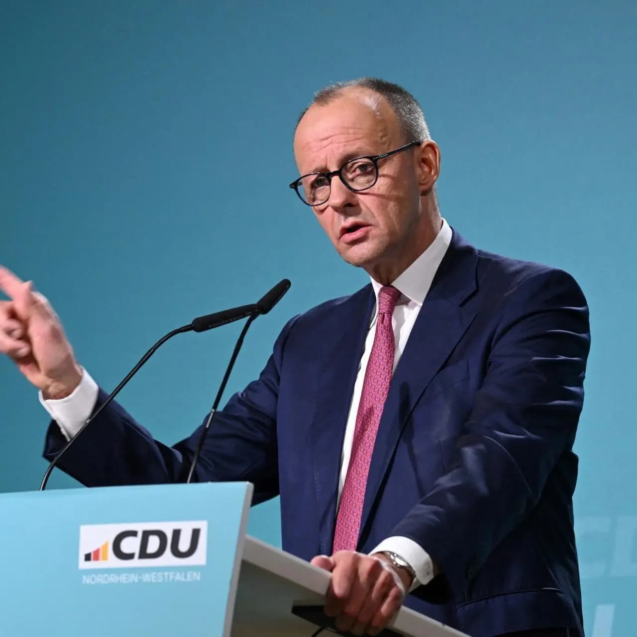 "نيويورك تايمز": برلين فوجئت بخطة واشنطن بشأن أوكرانيا!