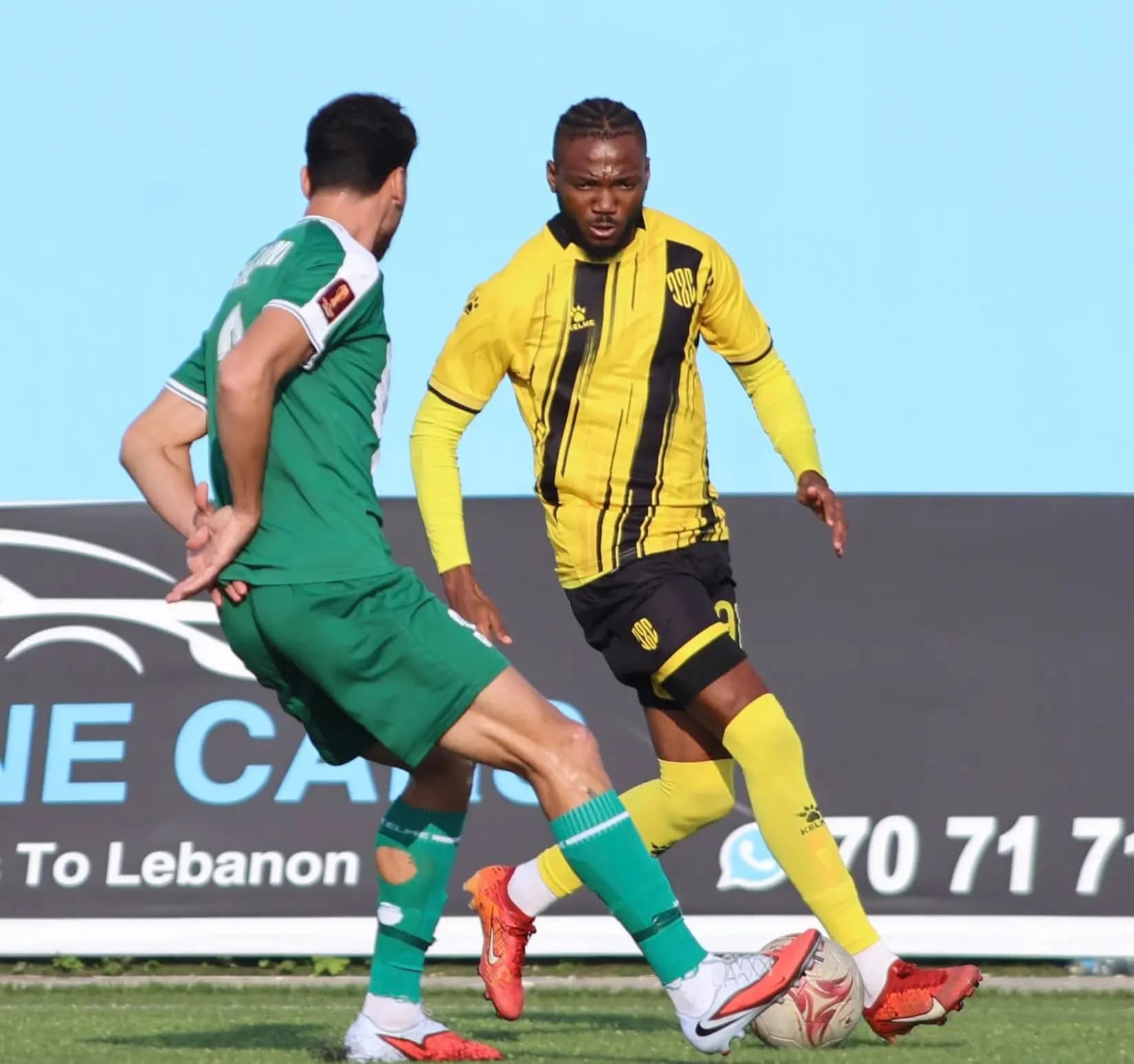 الأنصار يكتسح العهد بخماسية!