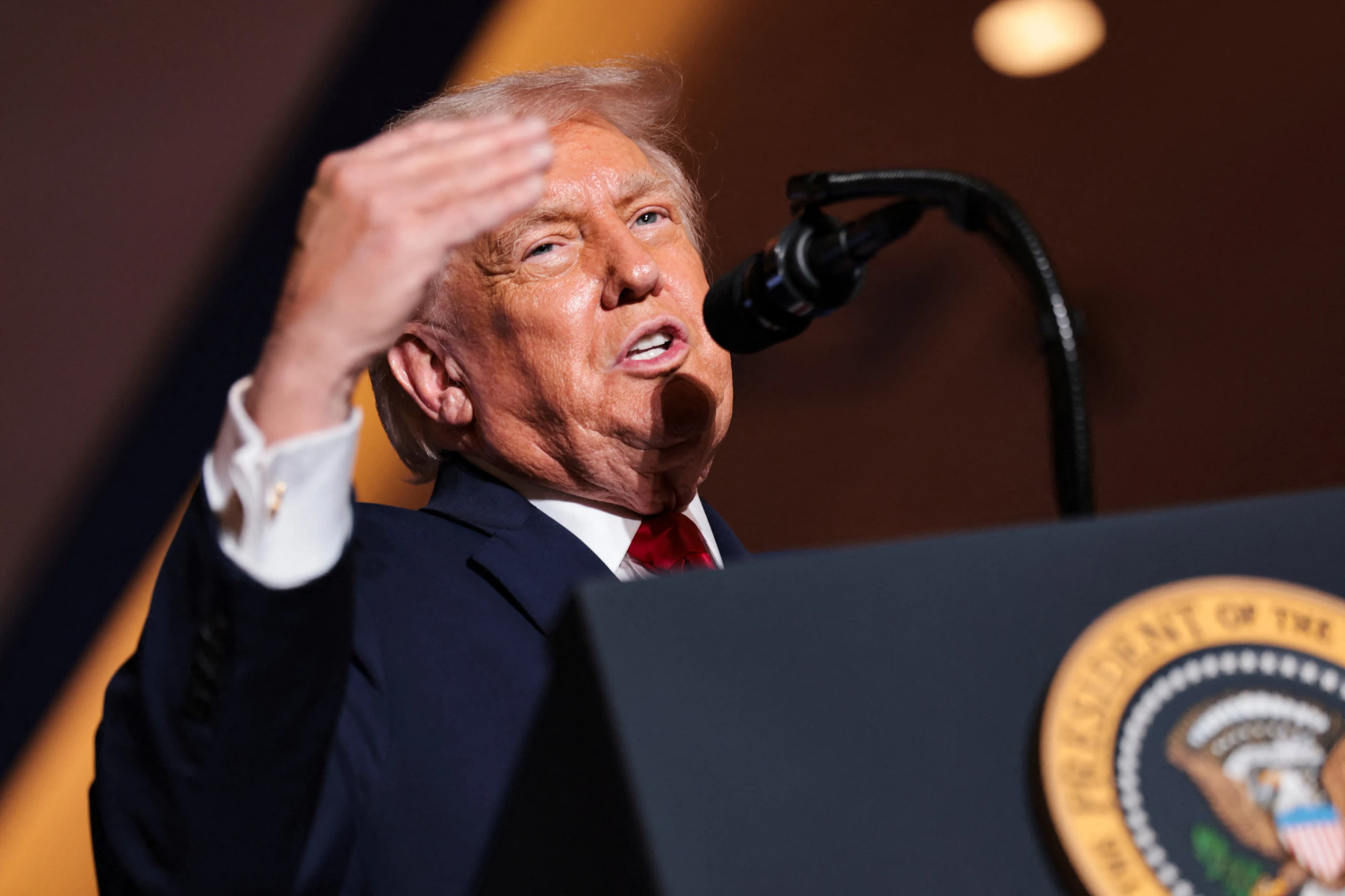 "أكسيوس": ترامب يخطط لتعيين جنرال أميركي في غزة