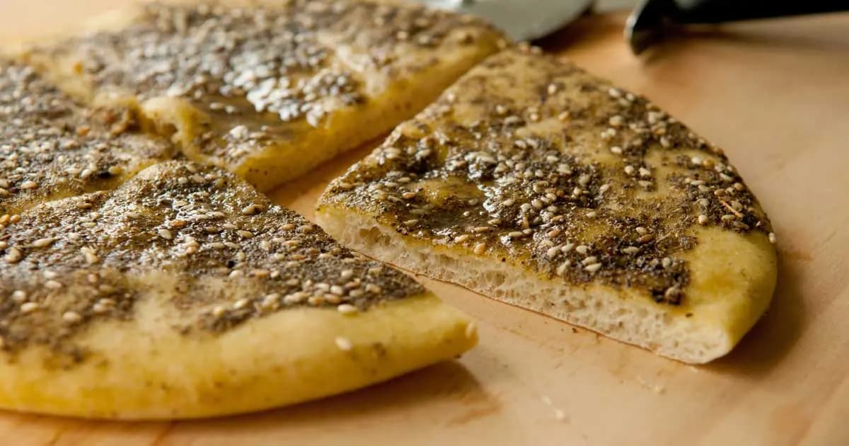 خشب بالزعتر وأكل فاسد في هذه المنطقة البقاعية!