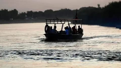 رحلة لم تكتمل.. و15 ضحية في نهر النيل