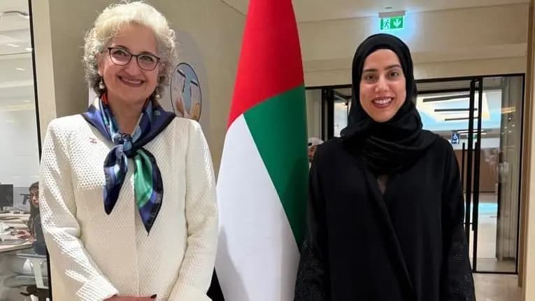 كرامي تتابع جولتها في الامارات.. وبحث في سبل التعاون الرقمي