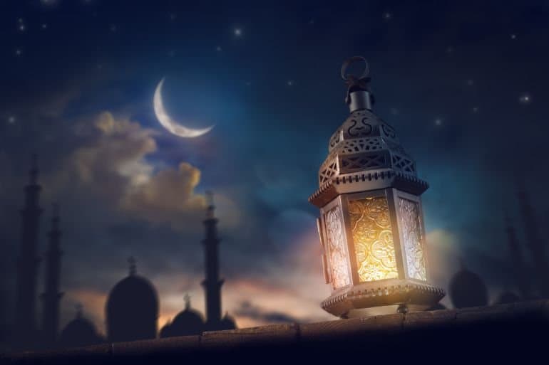 الهلال يُثبت بدء رمضان في 10 عواصم إسلامية