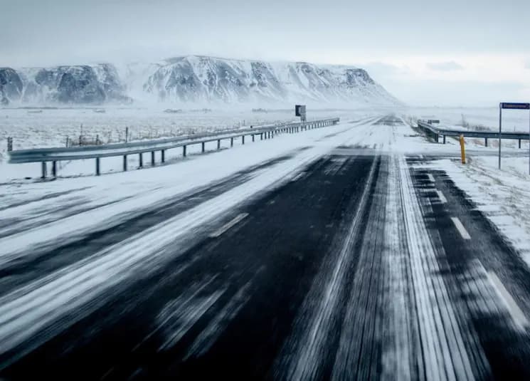خطر الجليد على الطرق الجبلية الليلة: انتبهوا!