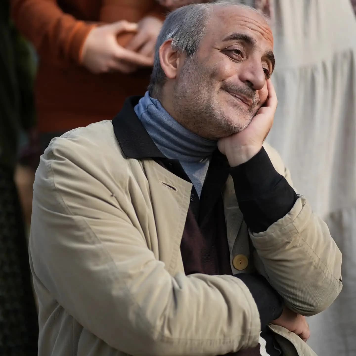 "مشمش" يسرق الأضواء في مولانا!