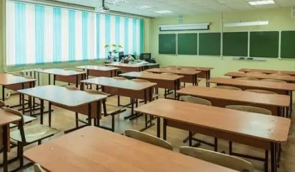 في ظل التطورات.. "التربية" تترك قرار التعليم الحضوري للمدارس