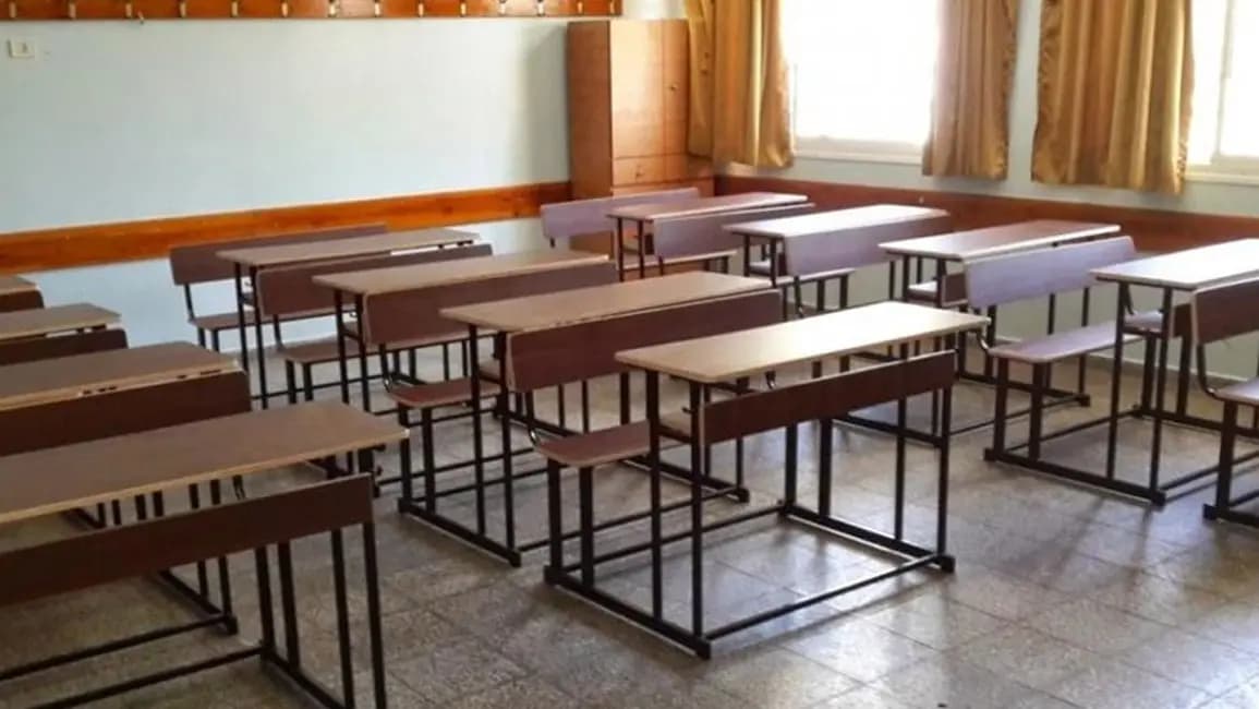 "التربية": إقفال جميع المدارس في لبنان