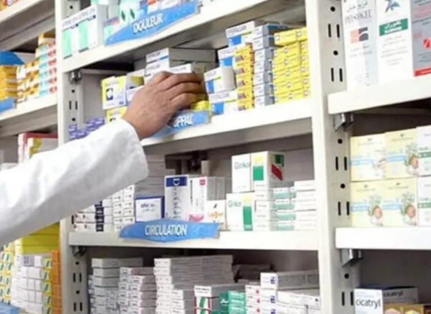 مخزون الأدوية يكفي لأشهر.. ونقابة المستوردين تطمئن المواطنين