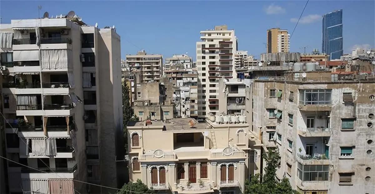 هربوا من الغـ.ـارات.. فاستقبلتهم إيجارات بـ2000 دولار!