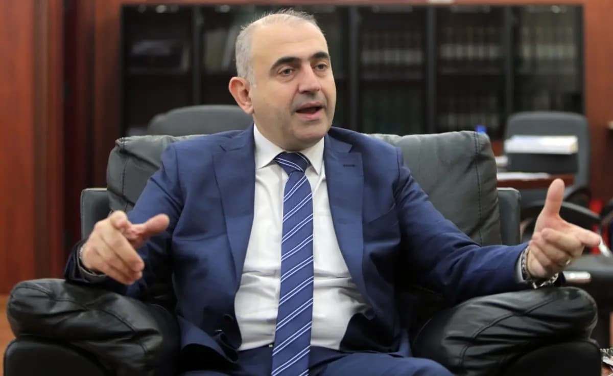 تعميم من بدران لموظفي الجامعة اللبنانية