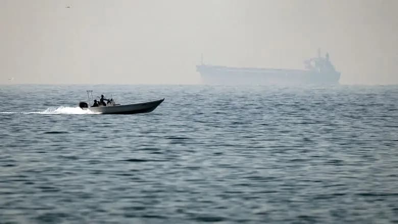 "سي أن أن": لم يُخطّط لاحتمال إغلاق مضيق هرمز