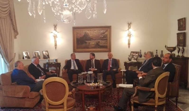 اللقاء الوطني عقد اجتماعه الدوري في منزل النائب كرامي.