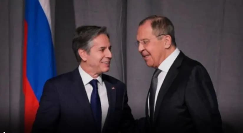 لافروف في اتصال مع بلينكن: الحملة الدعائية عن هجوم روسي مرتقب على اوكرانيا هدفها تحريض حكومة كييف على تخريب اتفاقات مينسك