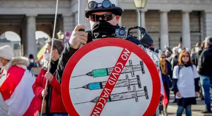 الآلاف تظاهروا في النمسا احتجاجا على قيود "كورونا" والتطعيم الإلزامي ضدها