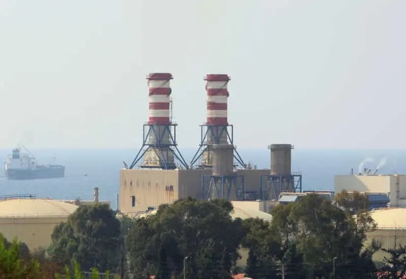 بدء التحقيقات في شبهة سرقة 300 ألف دولار من منشآت النفط في الزهراني