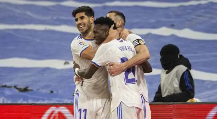 ريال مدريد تنتصر على ديبورتيفو الافيس بفارق 3-0