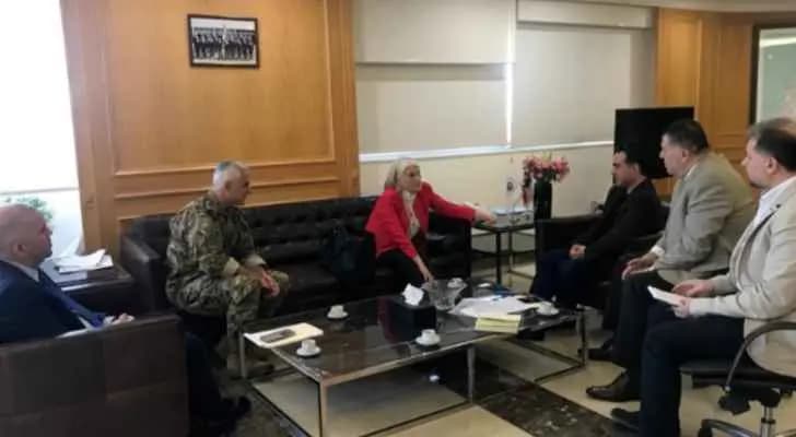 حمية يجتمع بمديرة شركة MC... وهذا ما طلبه