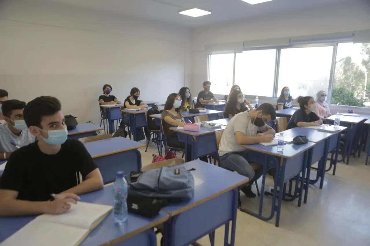 لجنة الأساتذة المتعاقدين تهدّد بالتصعيد إذا لم تتمّ الاستجابة لمطالبها...