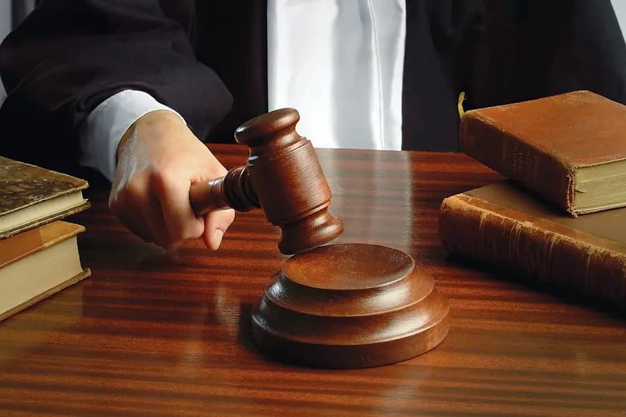 المساعدون القضائيون يعلنون الاعتكاف!