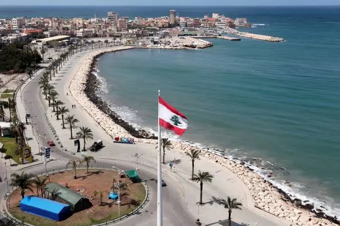 أدرعي يدعو سكان مدينة صور لإخلائها فورًا