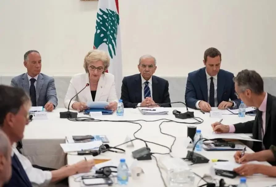 جهود دولية ومحلية لإنقاذ العام الدراسي
