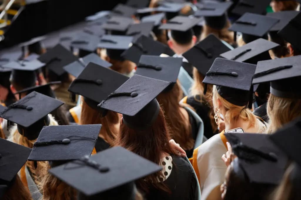 ترند “Graduation Proposal” يثير الجدل في لبنان