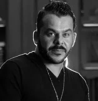 منذر رياحنة: «ربع قرن» رسالة سلام من الموصل..