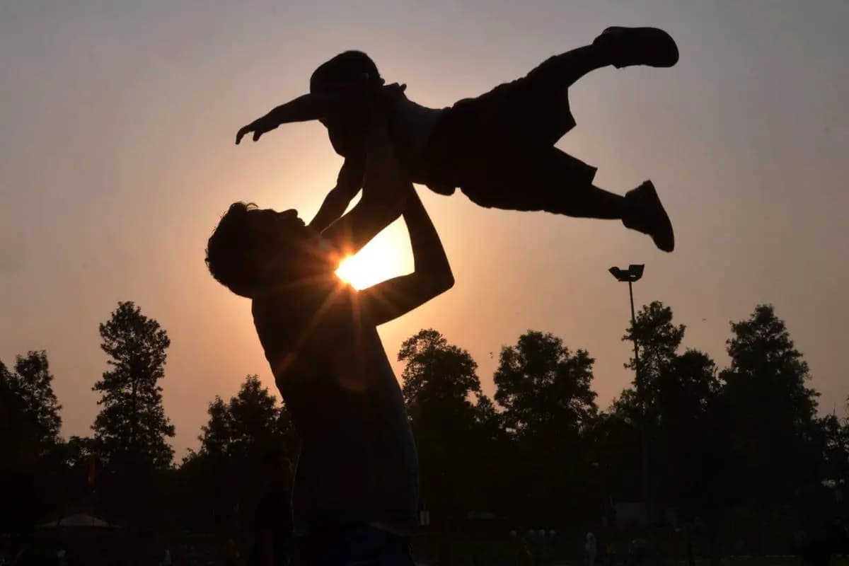 عيد الأب 2026.. كيف احتفل نجوم الفن بهذه المناسبة؟