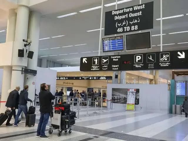 شركاتُ الطيرانِ عادت إلى المطار ..والسفرُ تراجعَ.. وأسعارُ التذاكرِ ارتفعت